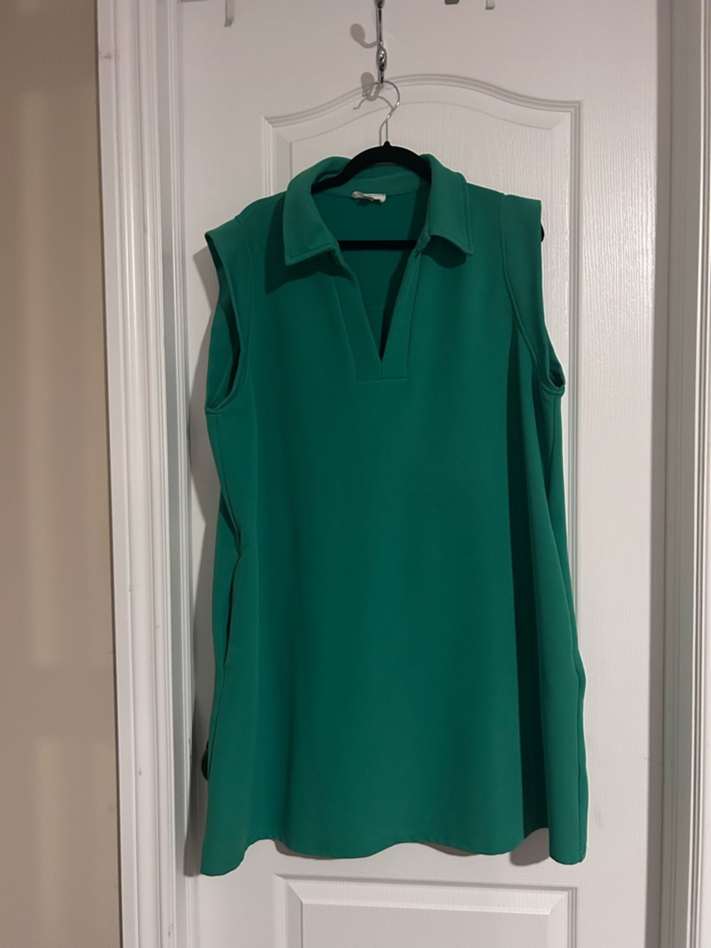 entro Sleeveless Collared dress - Emerald Green